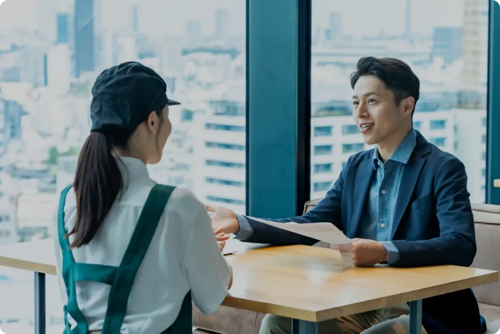 電力・ガスなどのエネルギーコスト削減や通信費見直しのための個別コンサルティングの様子